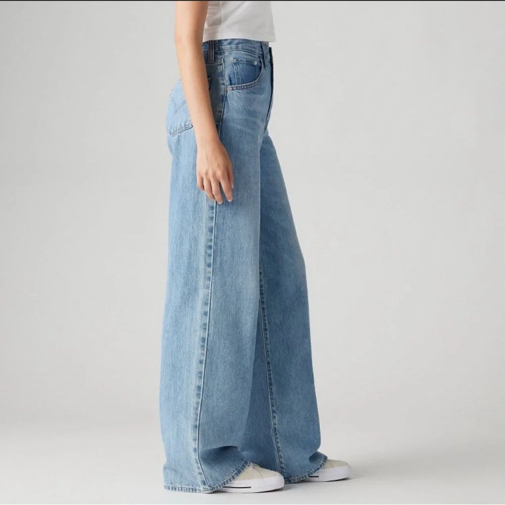 Levi’s High Loose - Picture 2 of 5
